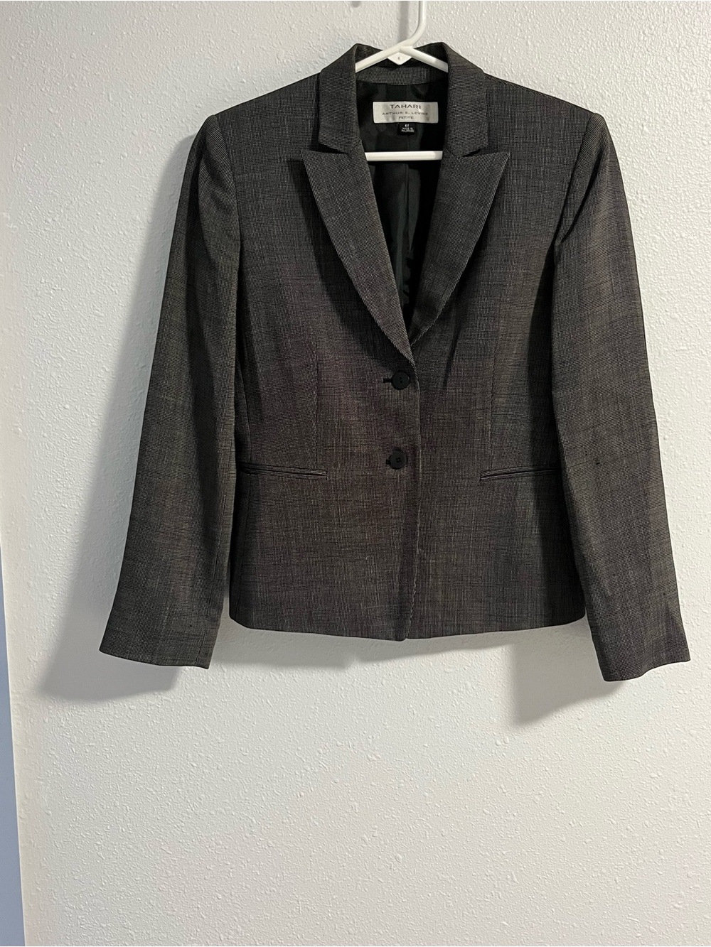 Tahari ASL Charcoal Gray Women's Two-Button Notch Lapel Wool Blazer Size 6P